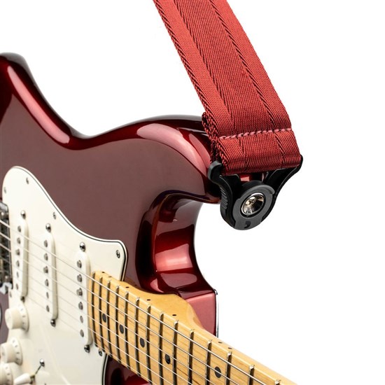 D'Addario Auto Lock Nylon Guitar Strap (Blood Red)