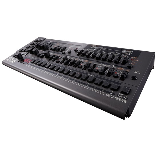 Roland Boutique JD08 Synthesiser (JD800 Recreation)