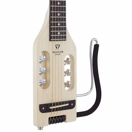 Traveler Guitar Ultra-Light Acoustic Guitar (Maple) inc Gig Bag